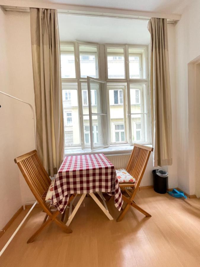 City Apartment And Rooms Viena Exterior foto